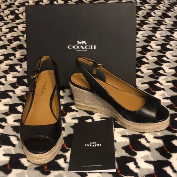 Coach Hadley Semi Matte Calf, Black, size 5.5M - Picture 1 of 5